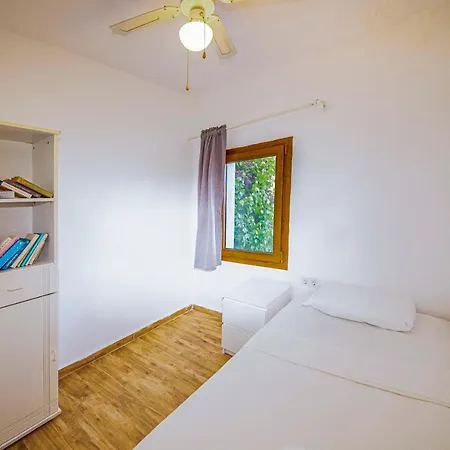 度假居 Mesmerizing House Right Next To The Sea With A Refreshing View And Balcony In Gumusluk, Bodrum 古穆斯卢克